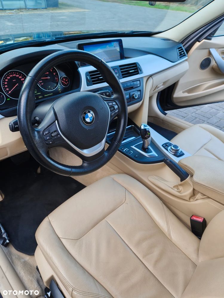 BMW Seria 3 - 17