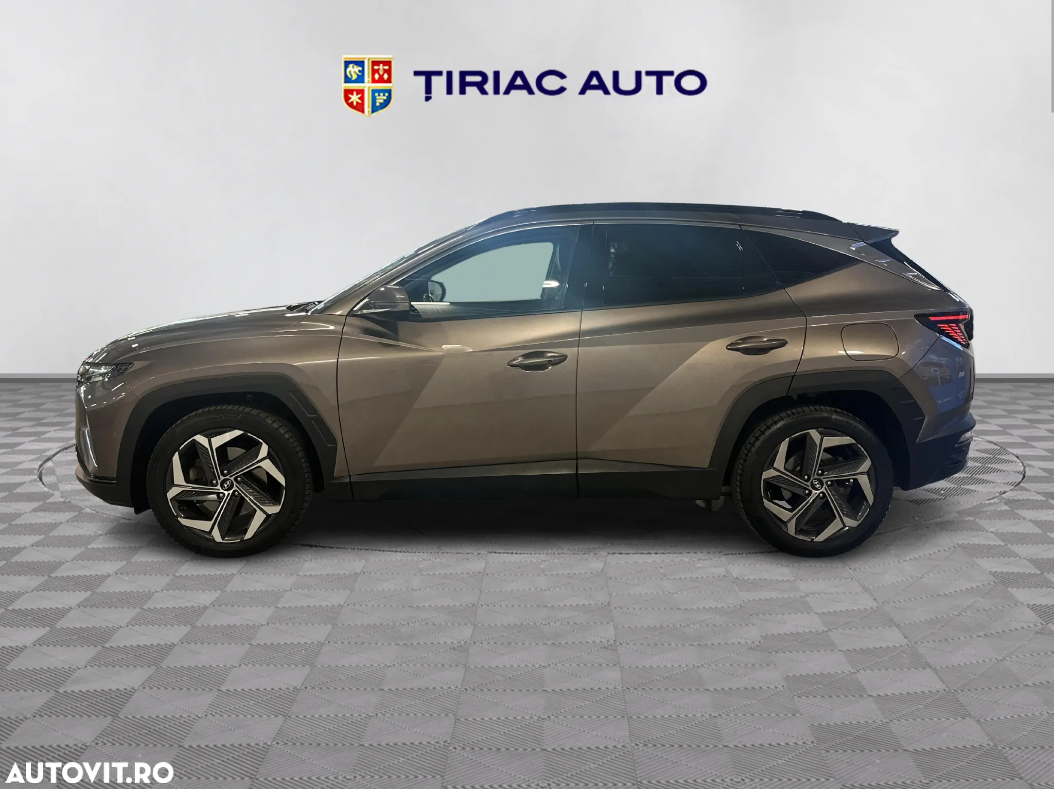 Hyundai Tucson - 2
