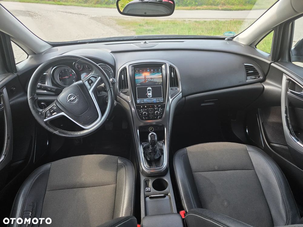 Opel Astra 1.4 Turbo Sport - 30