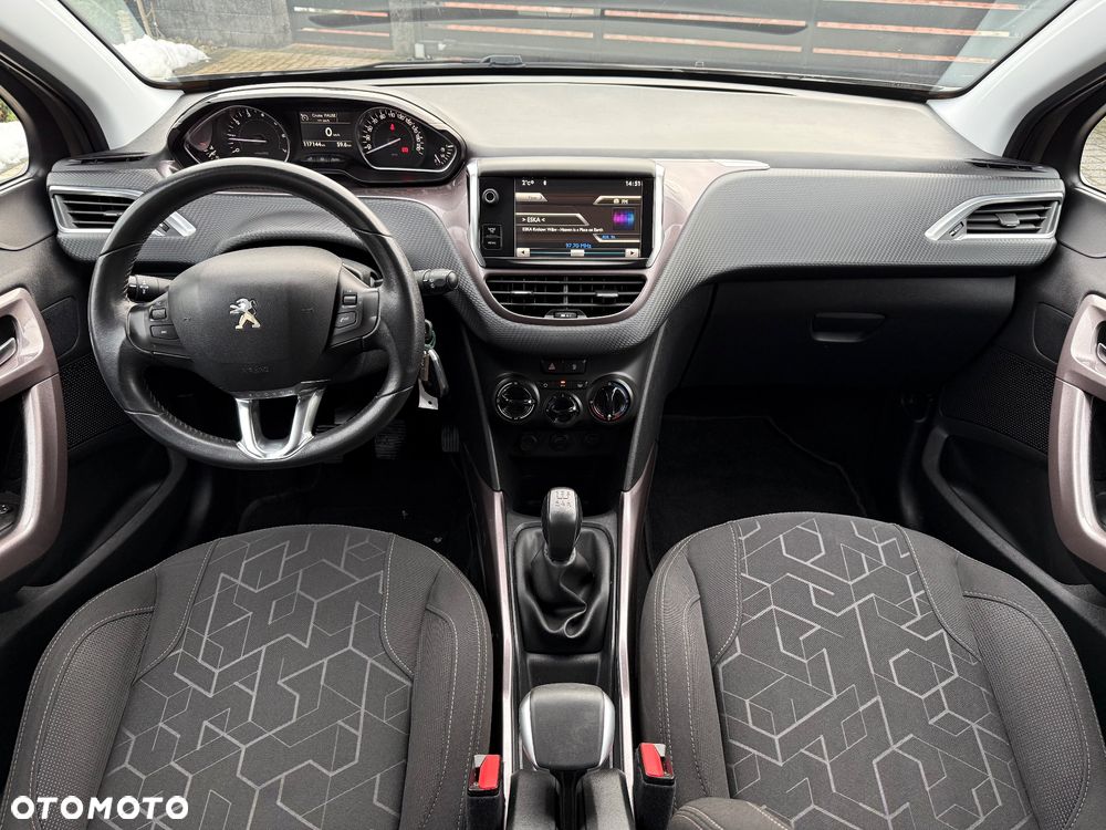 Peugeot 2008 PureTech 82 Active - 32