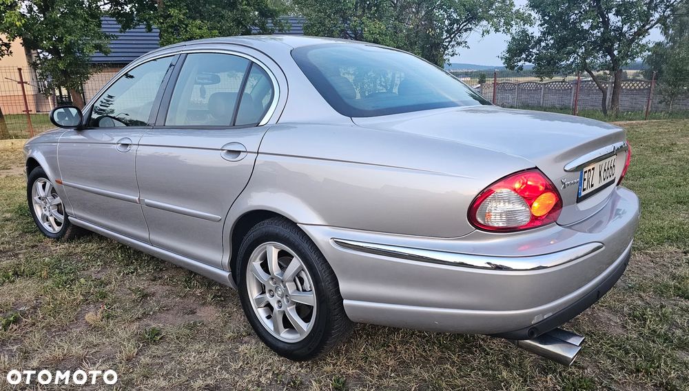 Jaguar X-Type - 5