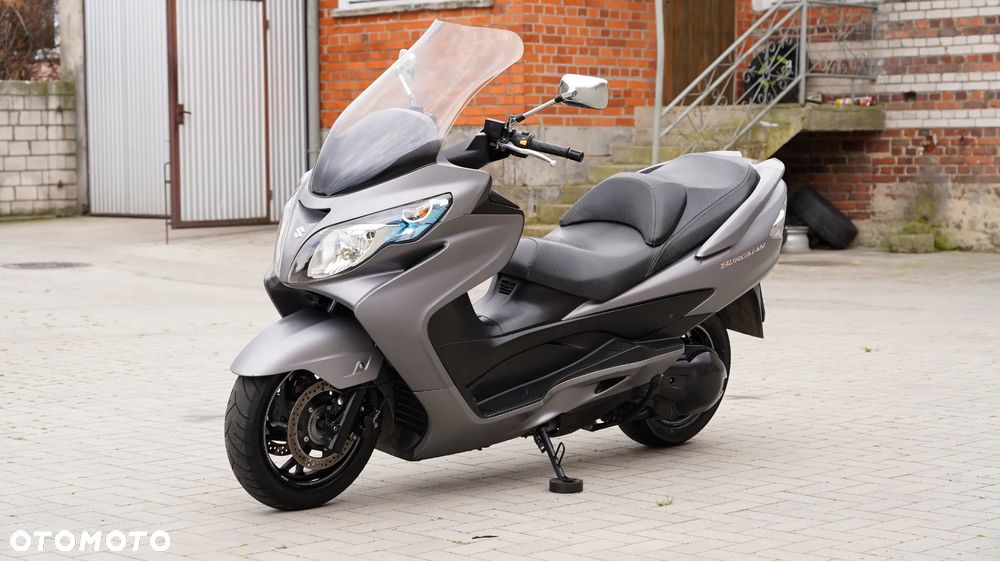 Suzuki Burgman - 6