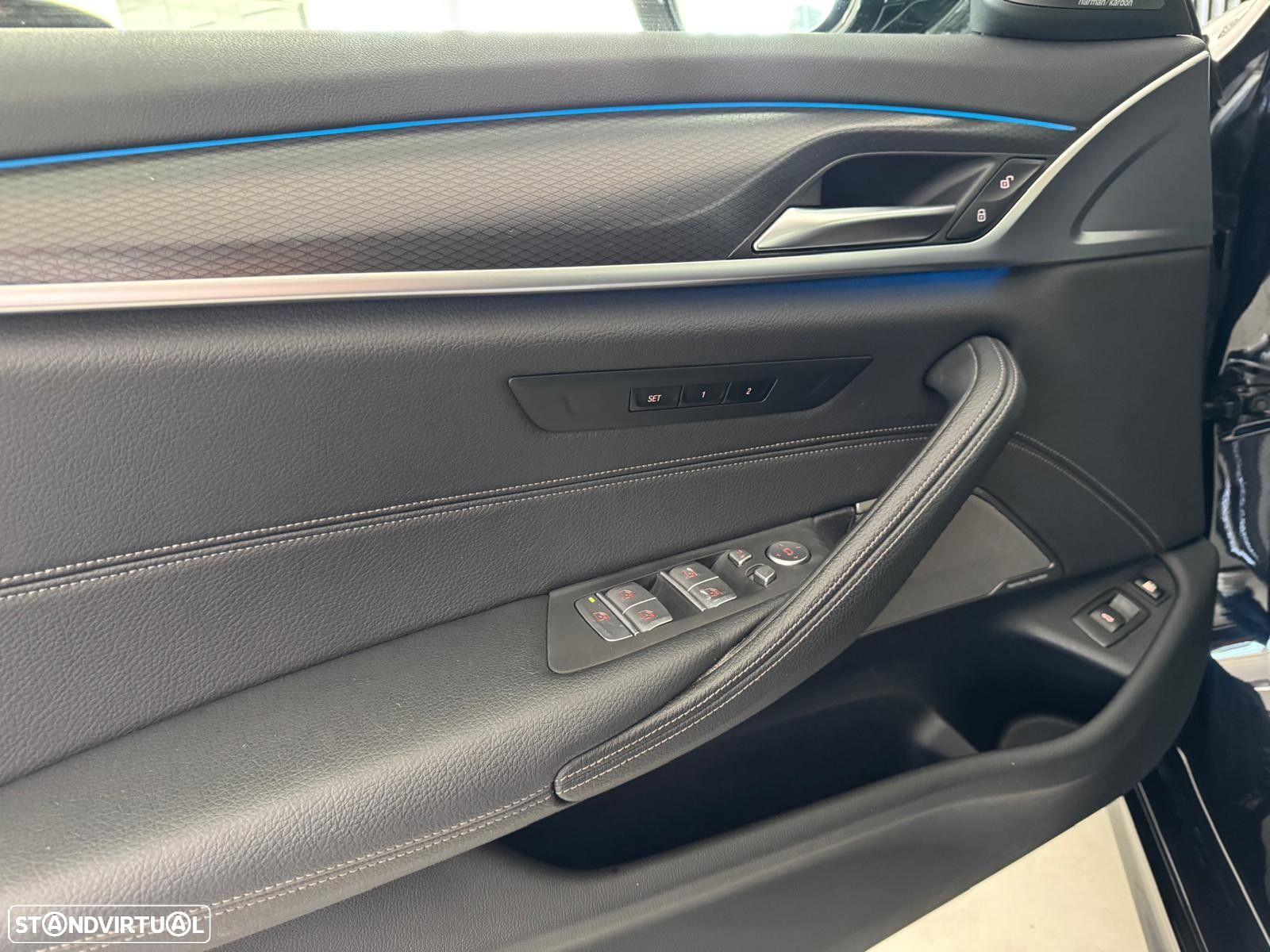 BMW 530 e Pack Desportivo M - 16