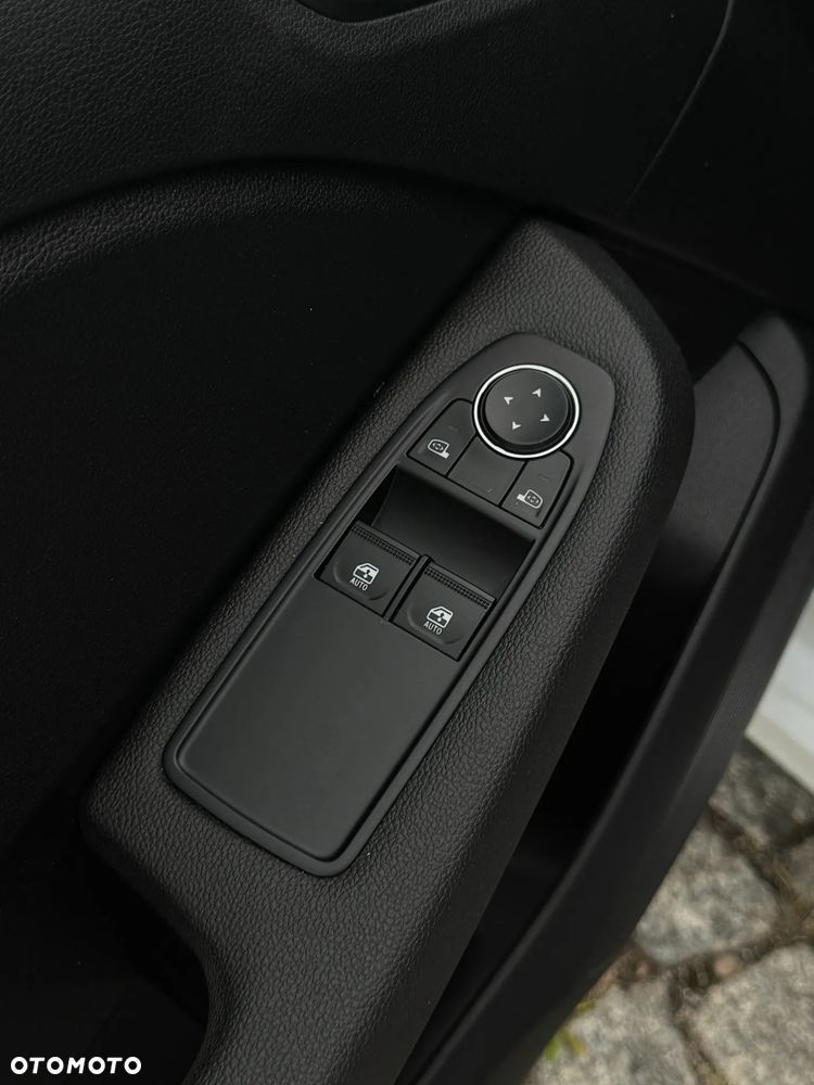 Renault Clio - 30