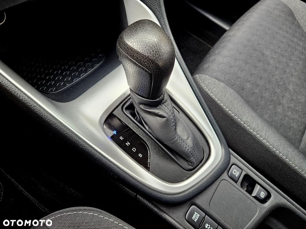 Toyota Yaris - 37