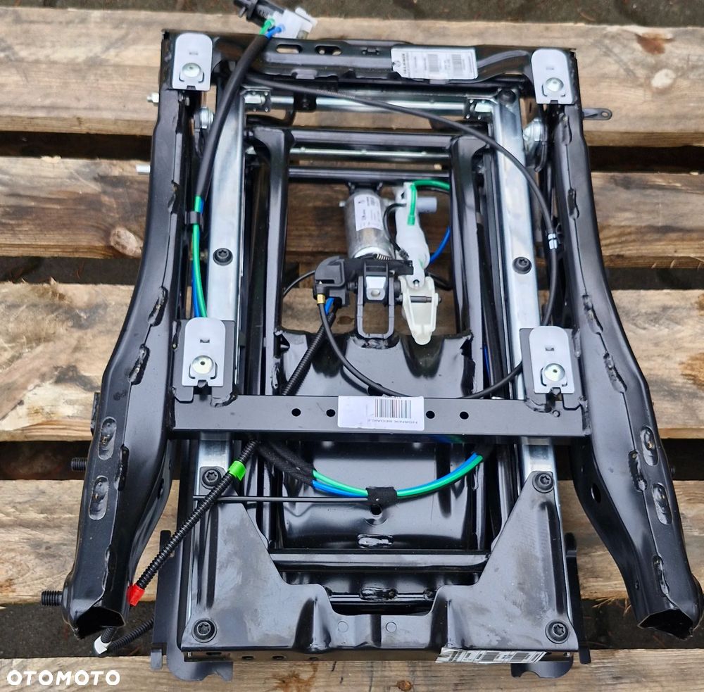 DAF XG XF XD FOTEL PODSTAWA FOTELA - 1