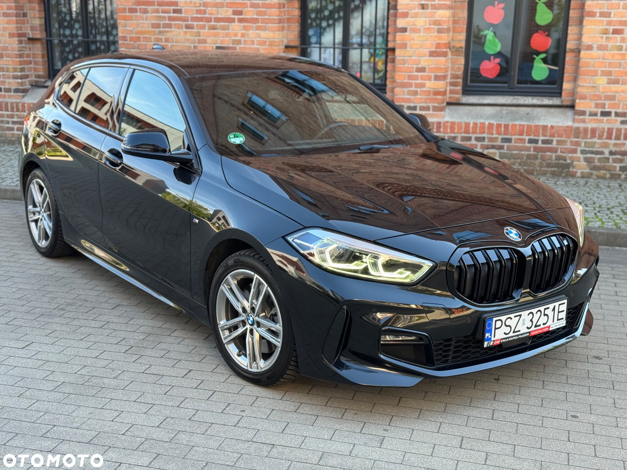 BMW Seria 1 120d M Sport - 8