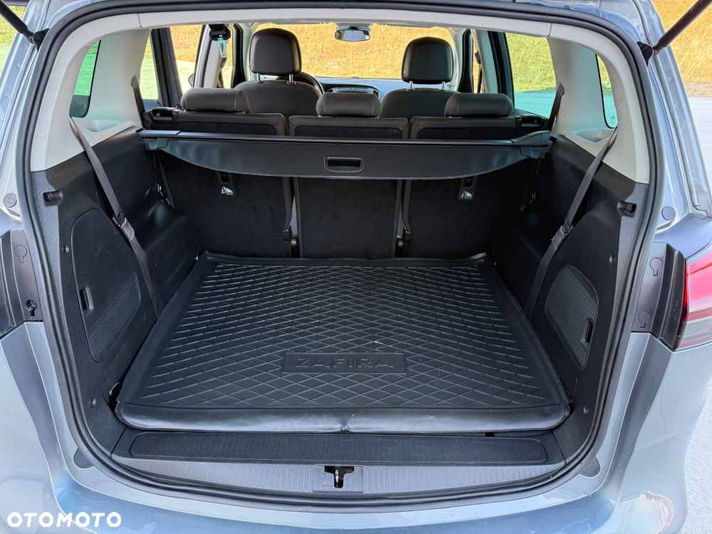 Opel Zafira - 35