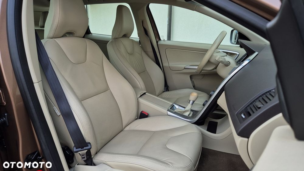 Volvo XC 60 D4 Summum - 26