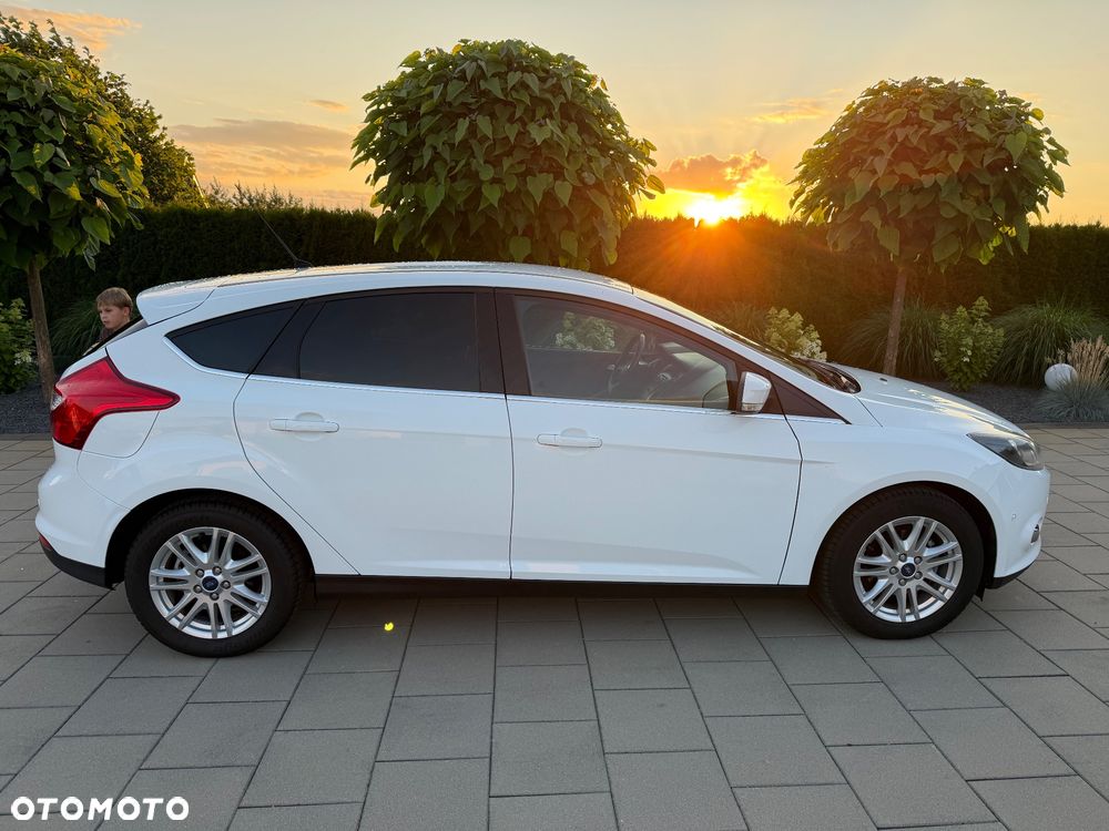 Ford Focus 1.0 EcoBoost Titanium - 4