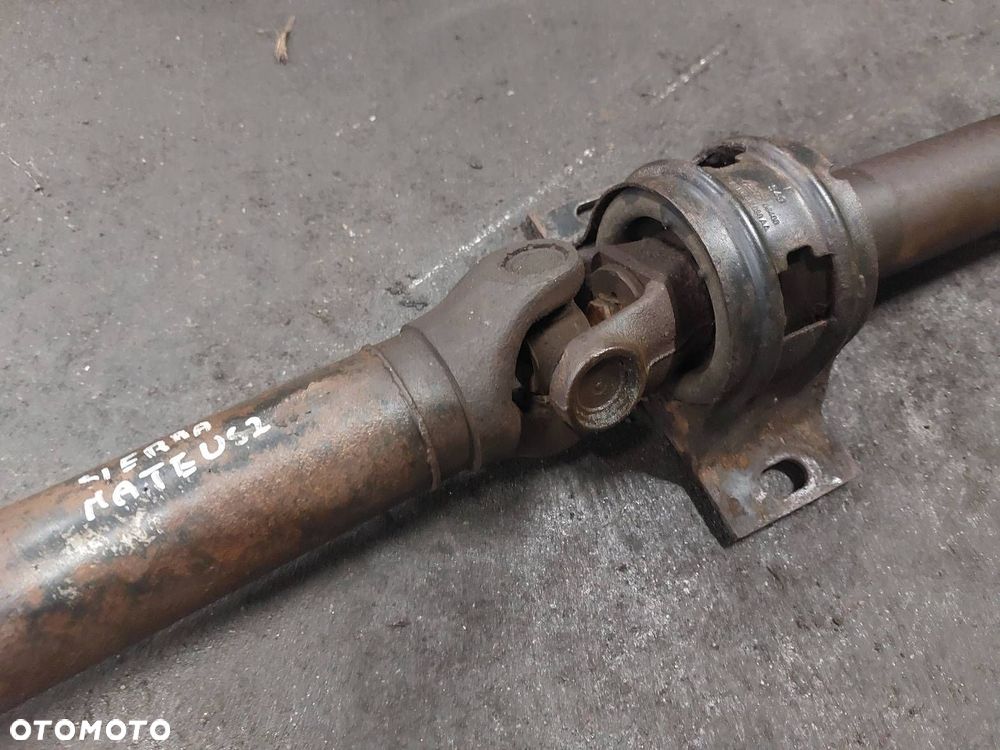 WAŁ NAPĘDOWY FORD SIERRA I 1.6 1.8 B - 3