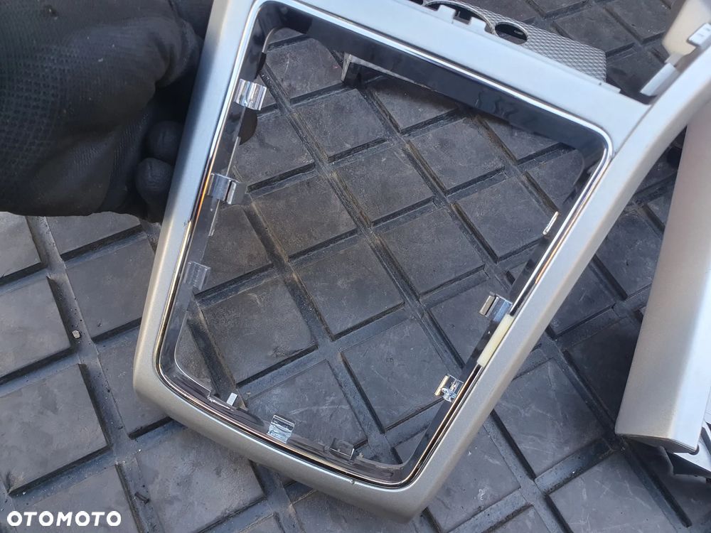 OPEL ASTRA H PANEL KONSOLI RAMKA EUROPA KOMPLET - 4