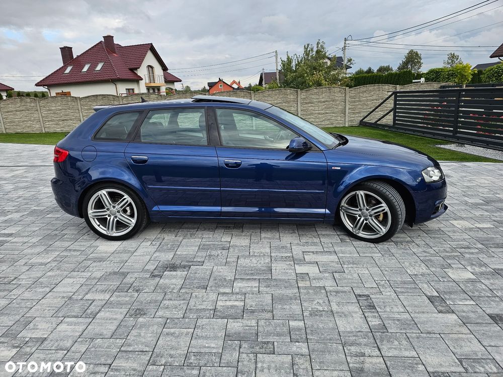 Audi A3 Sportback - 9