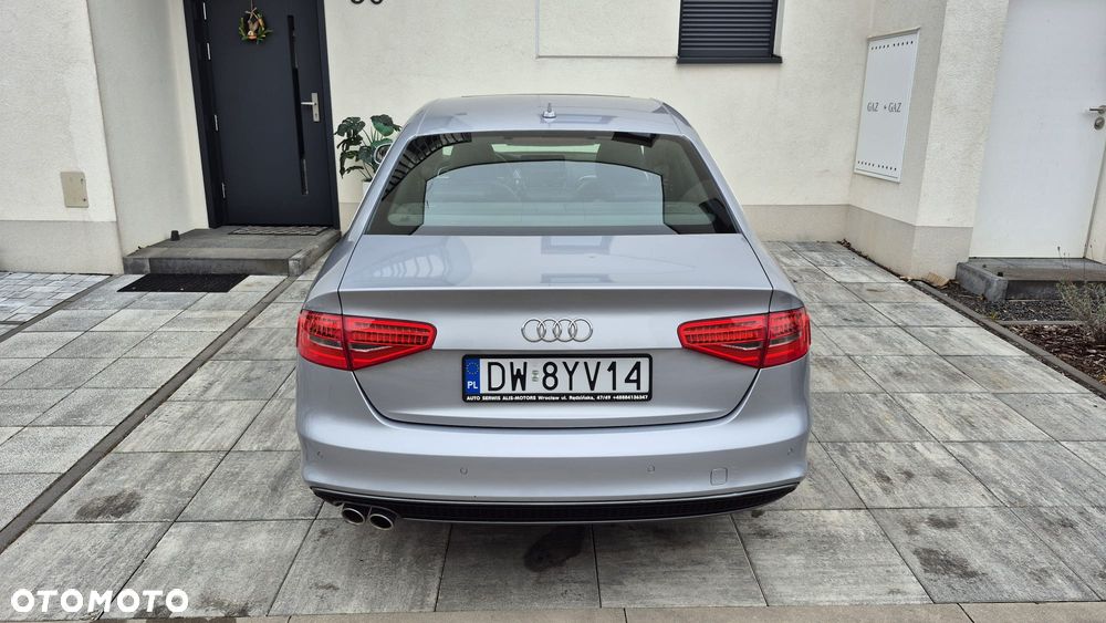 Audi A4 Limousine - 23