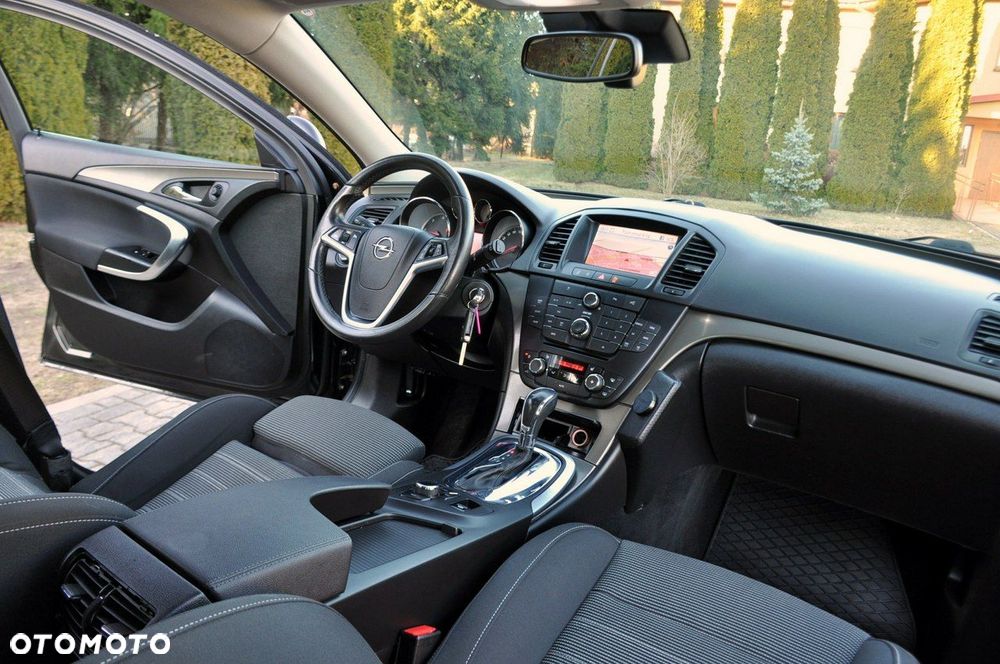 Opel Insignia - 24