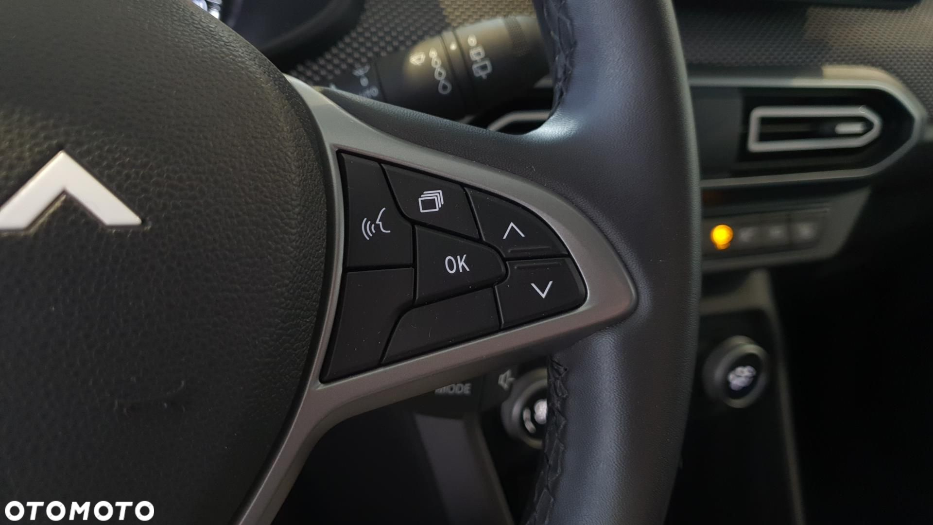 Dacia Jogger 1.0 TCe Extreme 7os - 17