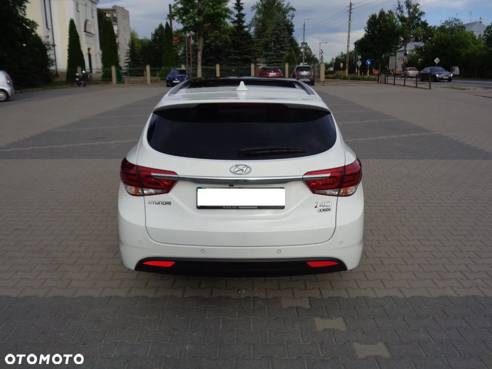Hyundai i40 Kombi 1.7 CRDi DCT Premium - 15