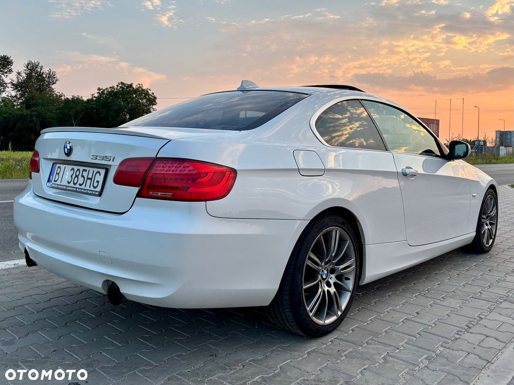 BMW Seria 3 335i - 4
