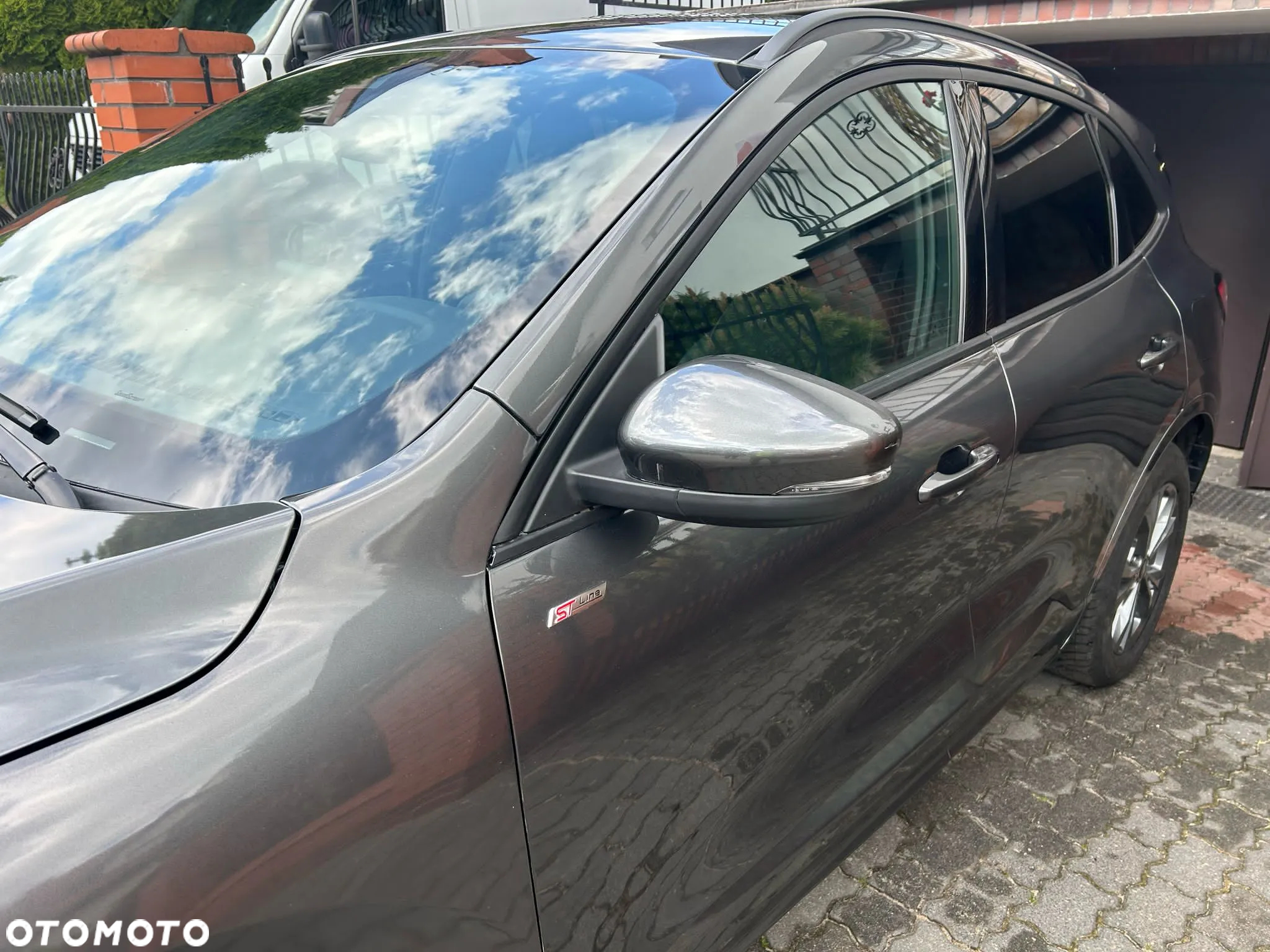 Ford Kuga 1.5 EcoBoost FWD ST-Line - 11