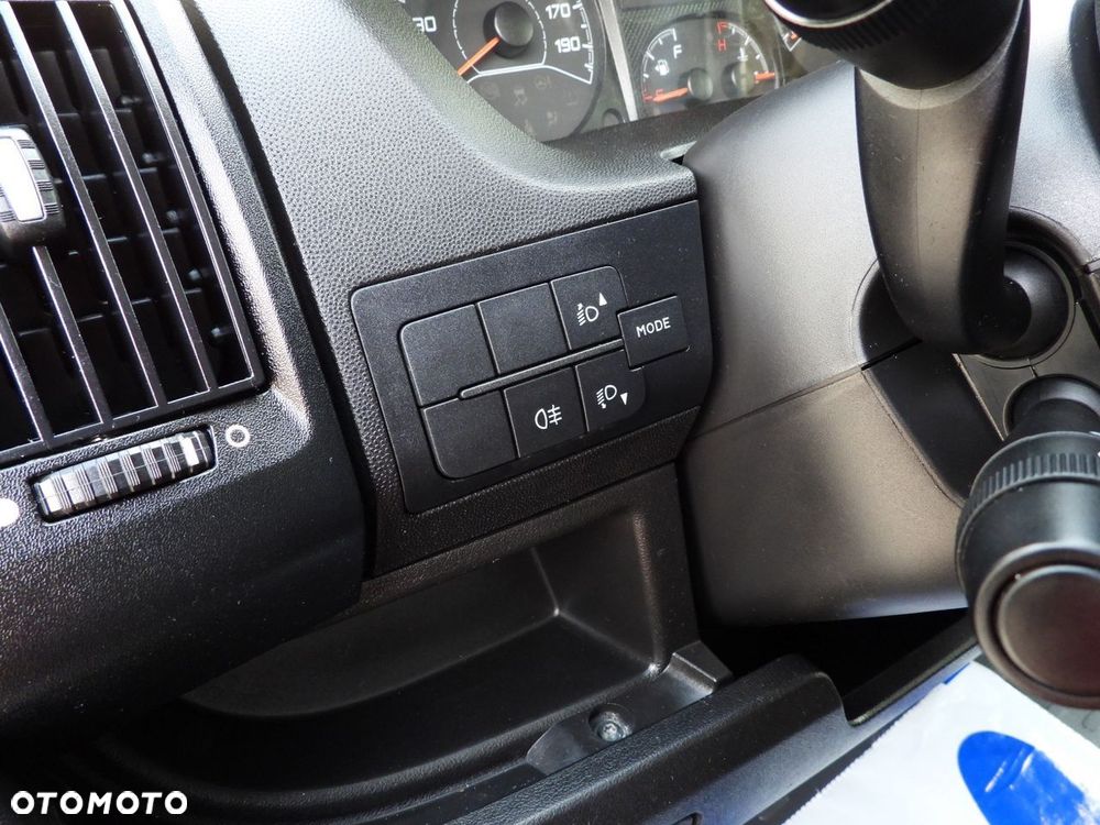 Citroën JUMPER KONTENER WINDA 8 PALET TEMPOMAT KLIMATYZACJA  165KM - 25