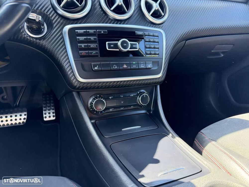 Mercedes-Benz A 180 CDI (BlueEFFICIENCY) 7G-DCT AMG Sport - 15