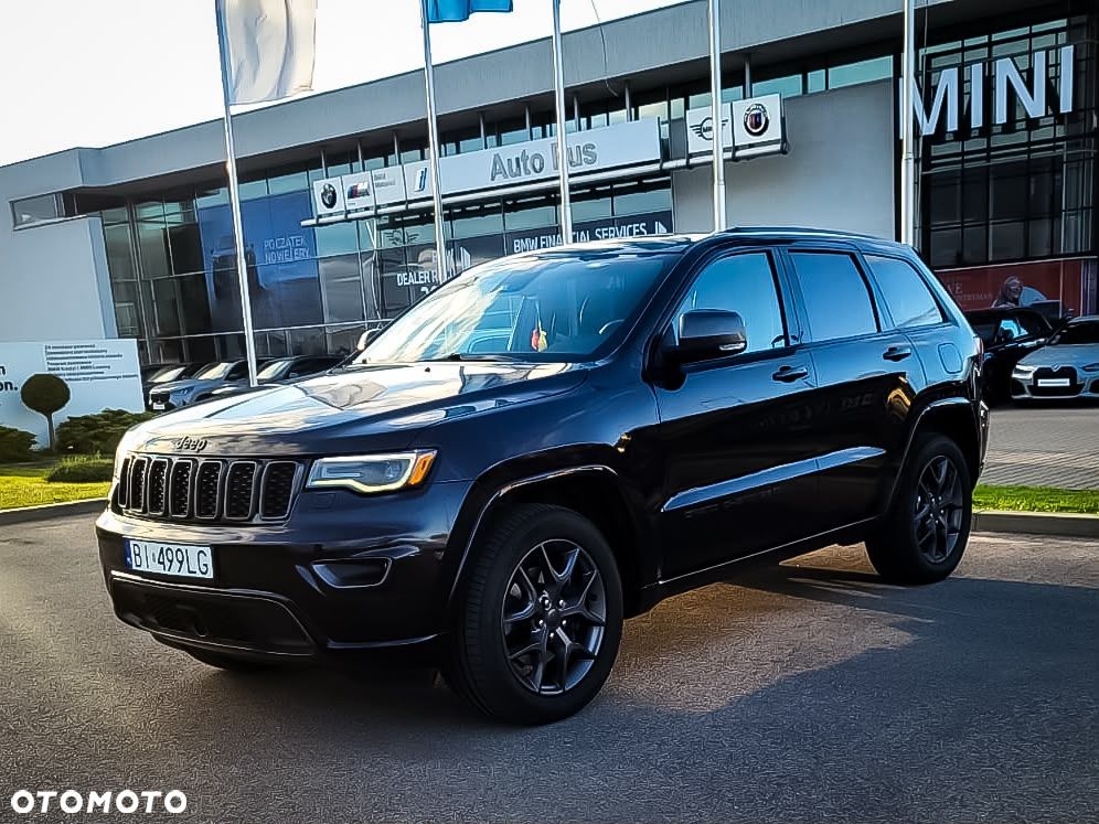 Jeep Grand Cherokee - 1