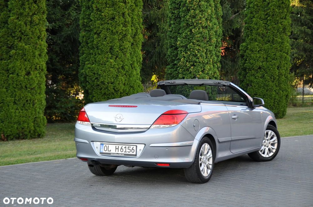 Opel Astra 1.6 Edition 111 Jahre - 8