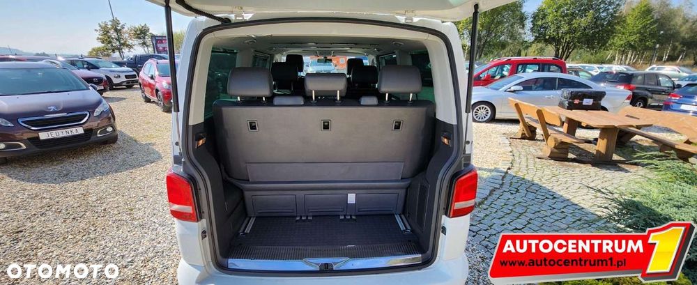 Volkswagen Multivan - 20