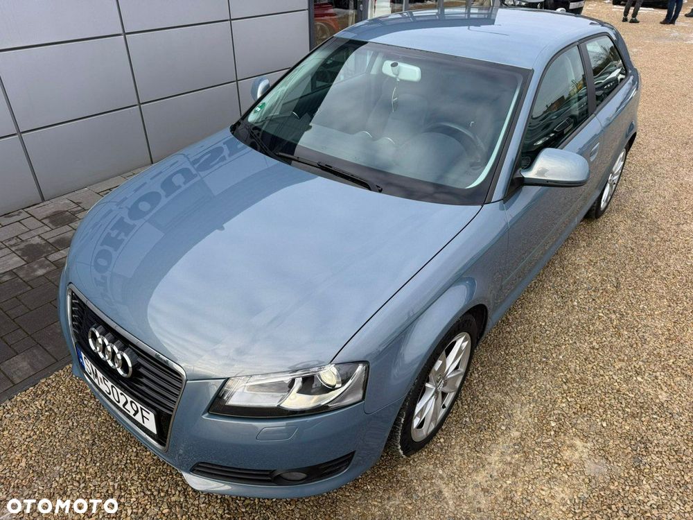 Audi A3 Sportback - 8