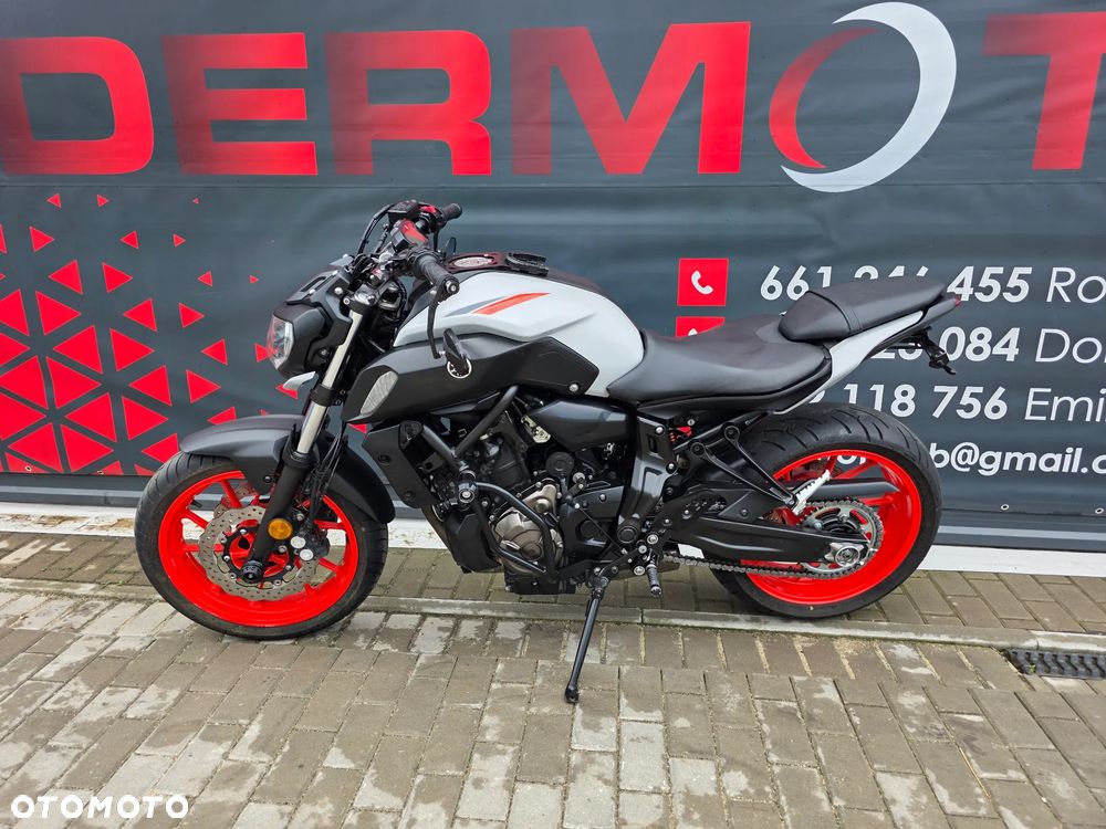 Yamaha MT - 5