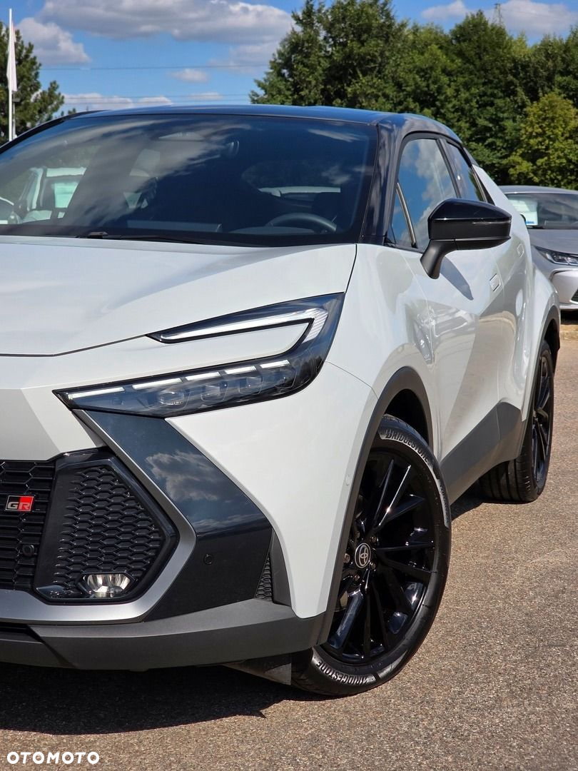 Toyota C-HR - 7