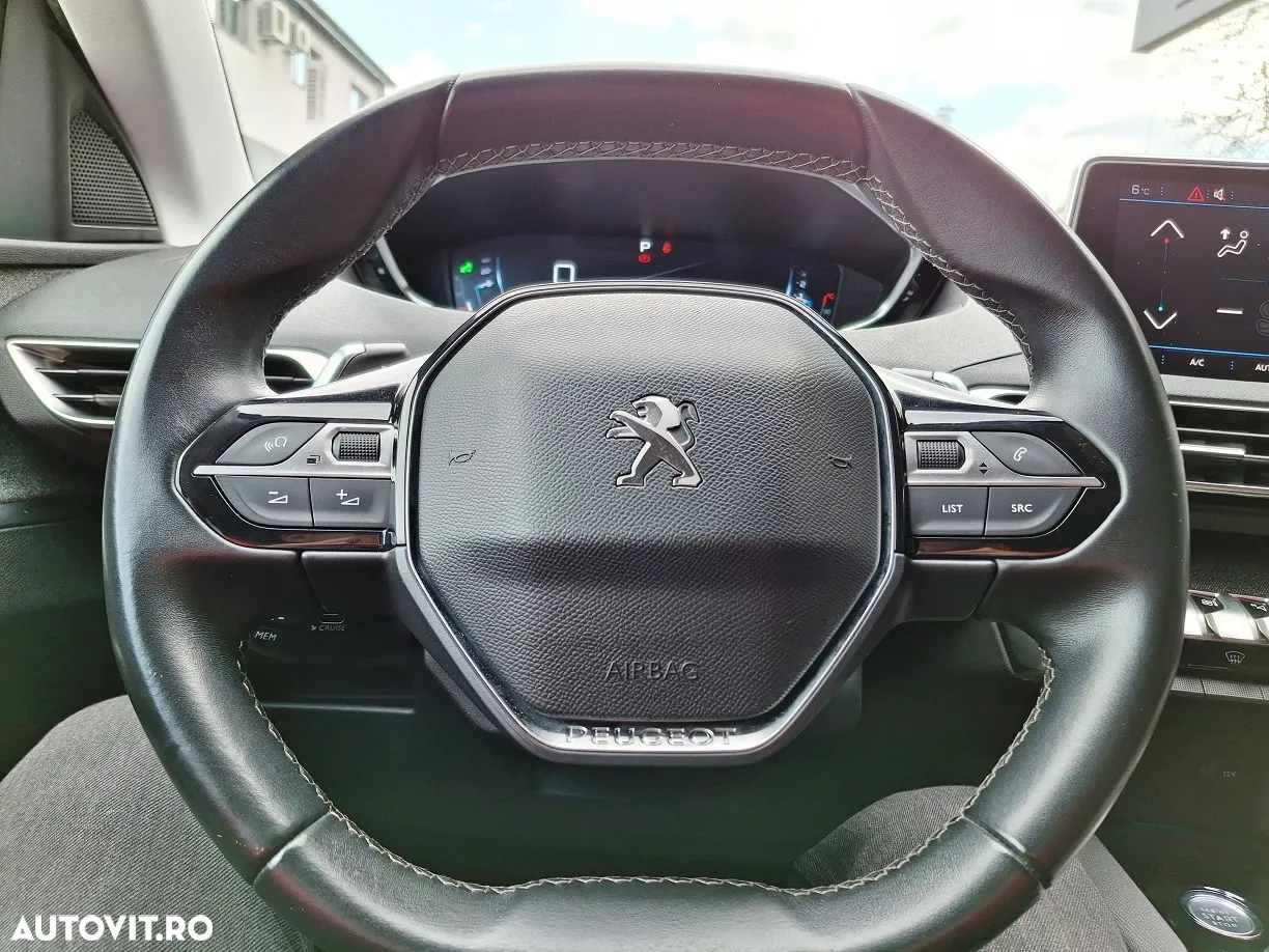 Peugeot 3008 1.2 PureTech S&S EAT8 Allure - 14