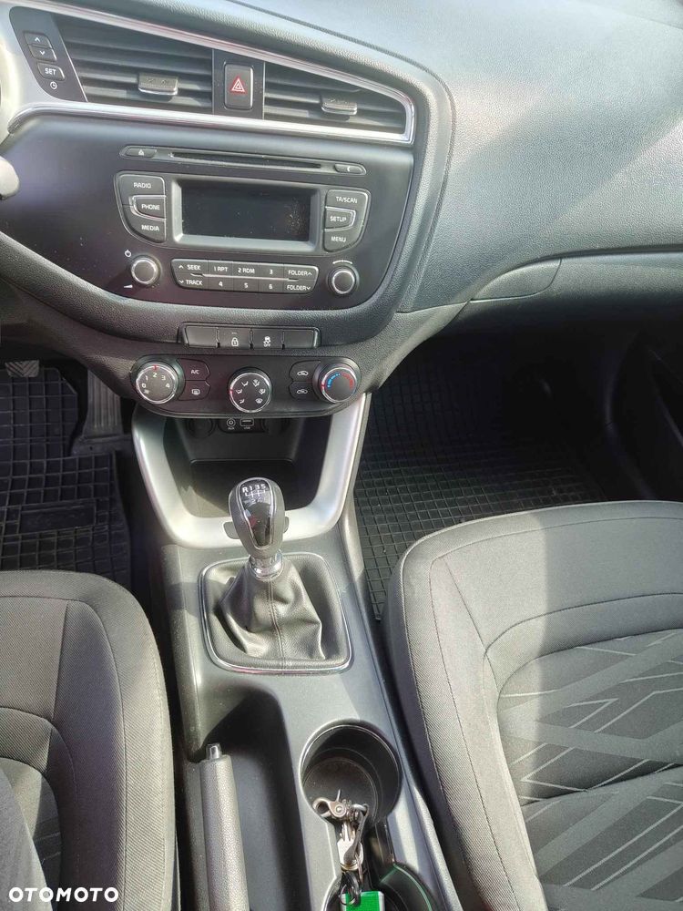 Kia Ceed 1.4 CRDi M - 6