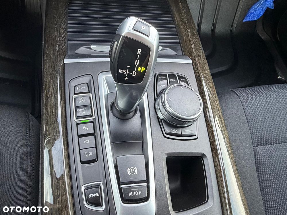 BMW X5 xDrive40e - 24