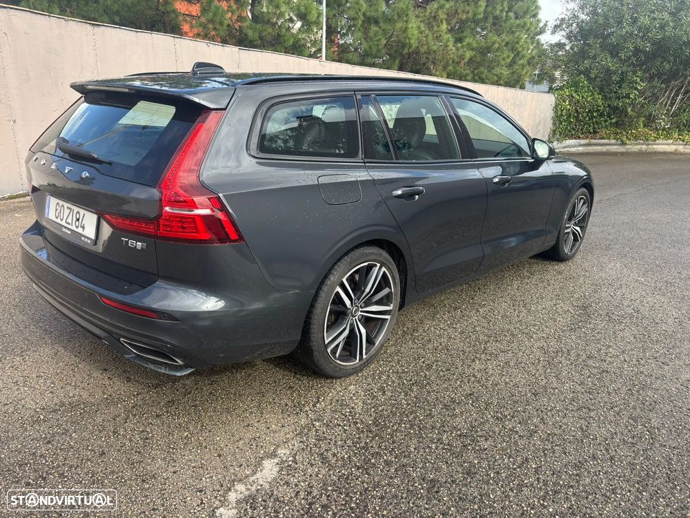 Volvo V60 2.0 T8 AWD TE R-Design - 2