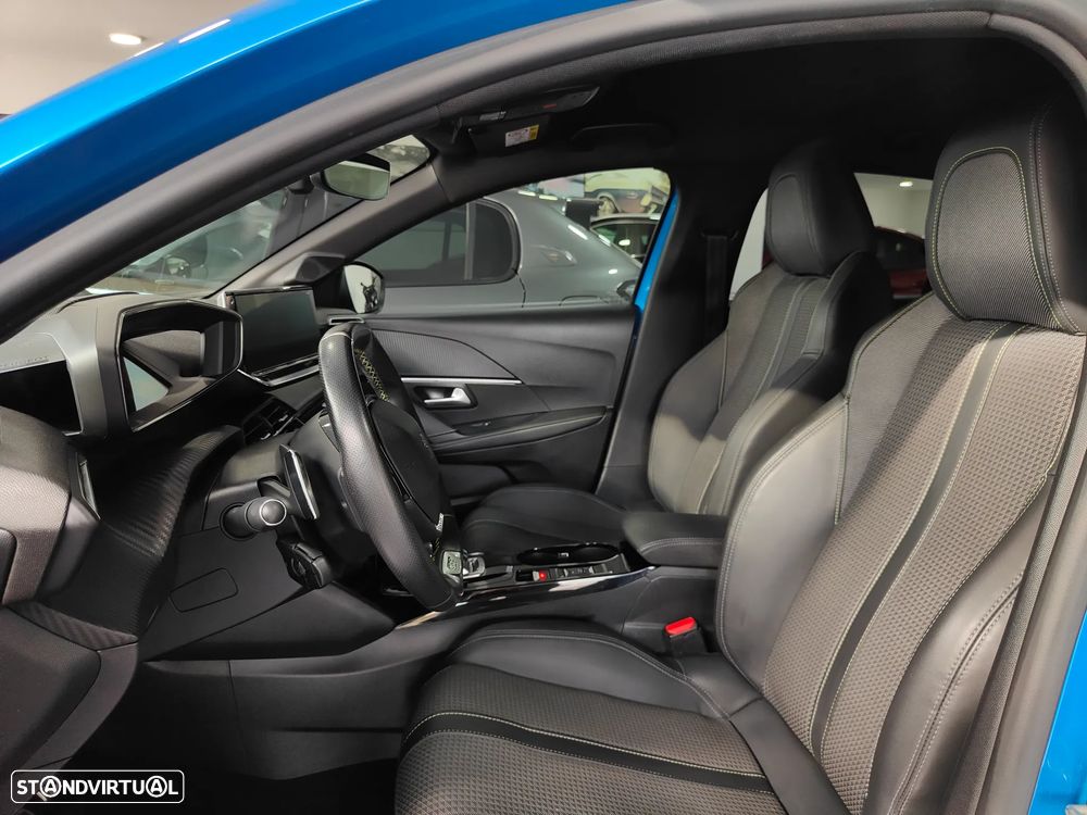 Peugeot 208 1.2 PureTech GT Line EAT8 - 27