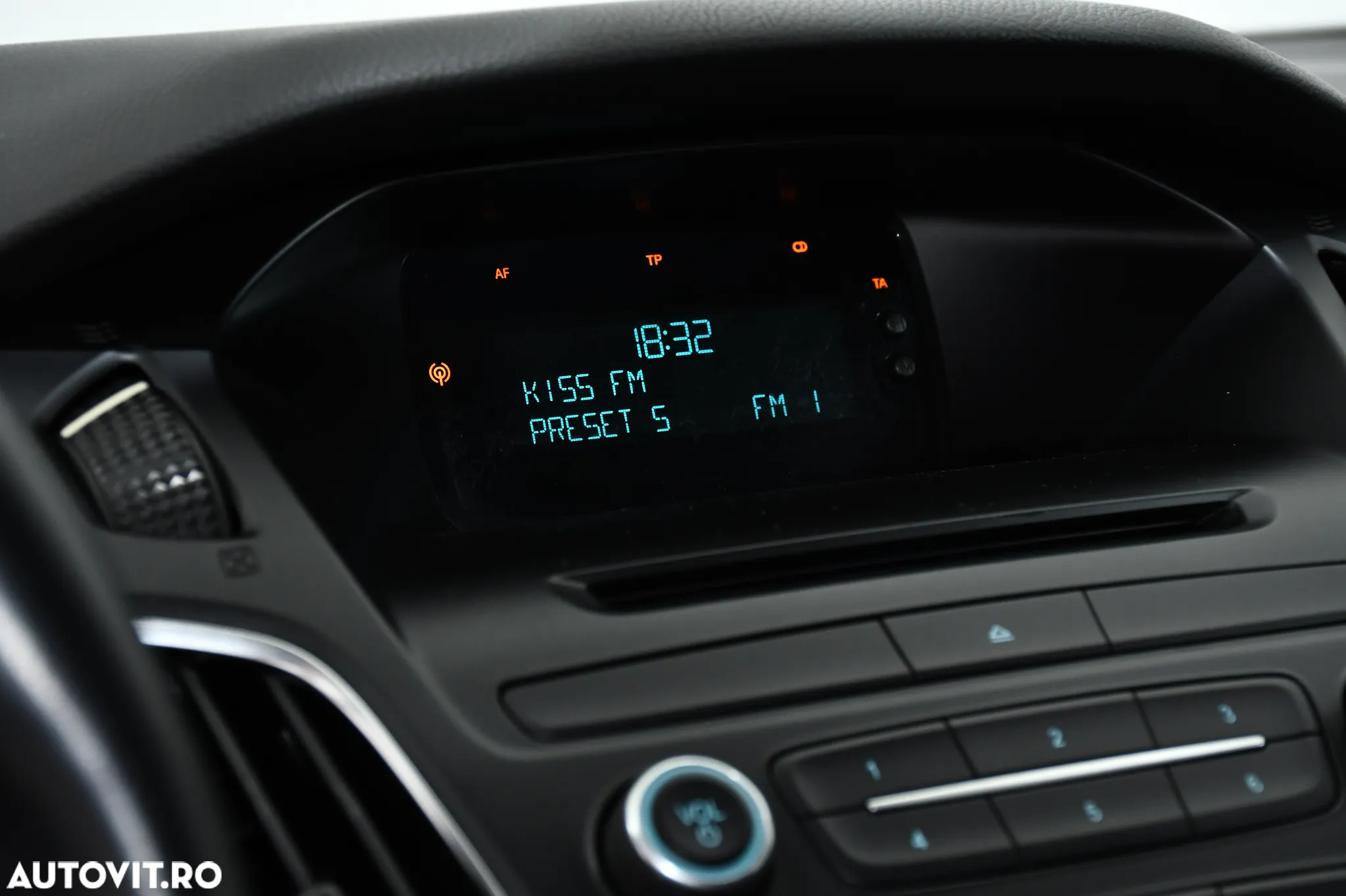 Ford Focus 1.5 EcoBlue Connected - 17