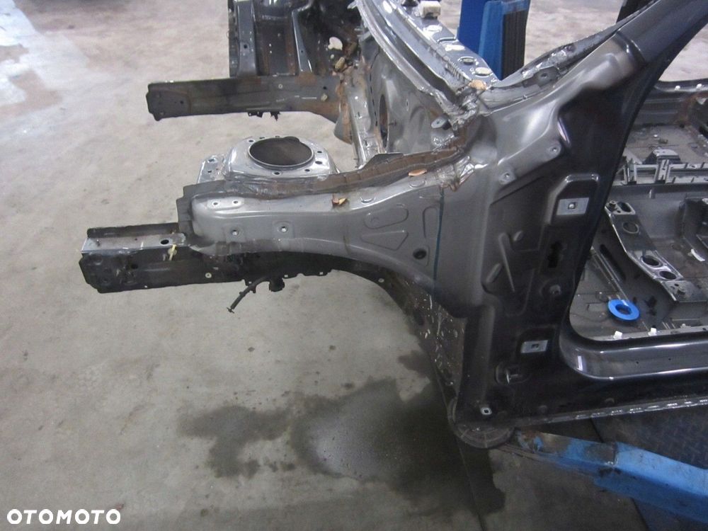 BMW X1 F48 KAROSERIA GOŁA TYŁ PAS TYLNY BŁOTNIKI B39 BEZWYPADKOWA BUDA - 2