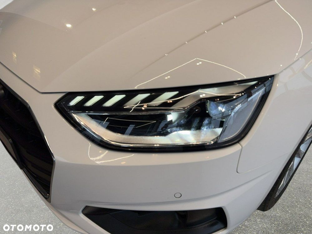 Audi A4 Limousine - 10