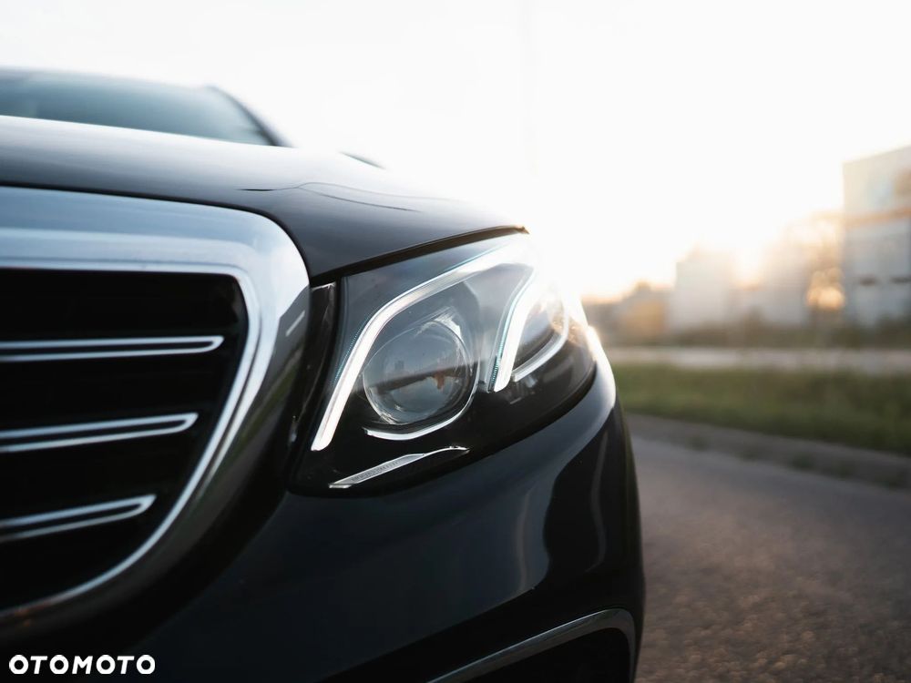 Mercedes-Benz Klasa E 220 d 9G-TRONIC - 7