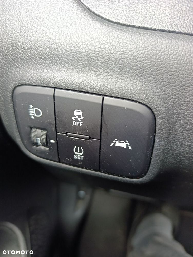 Hyundai i10 - 21