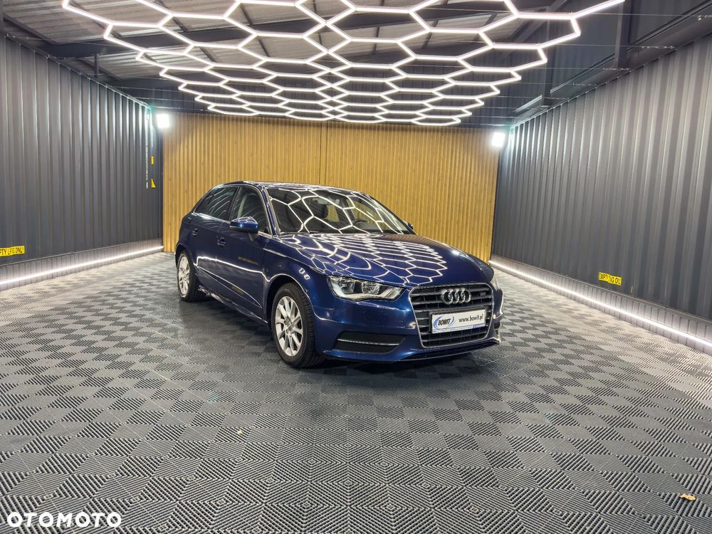 Audi A3 Sportback 1.6 TDI ultra Attraction - 1
