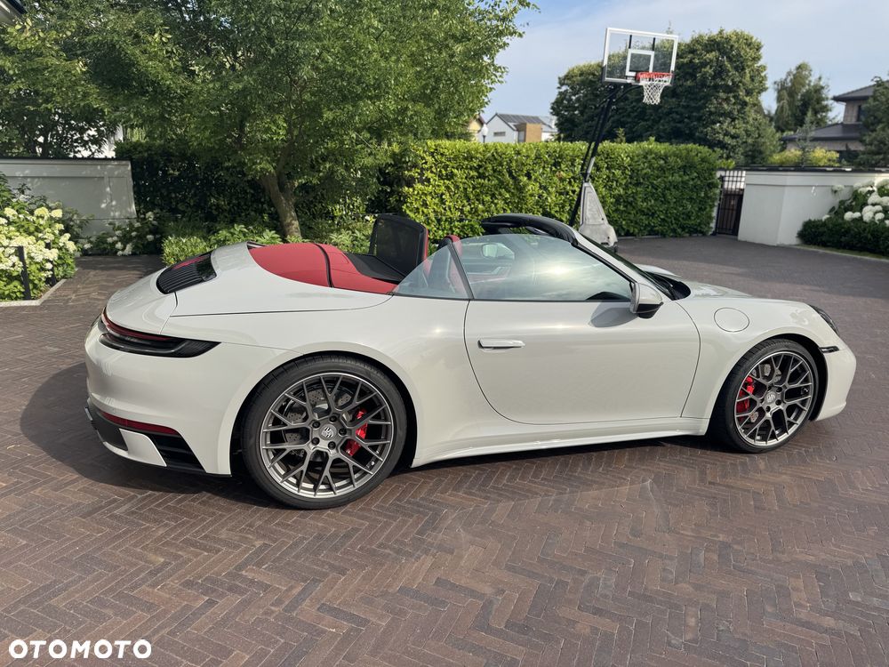 Porsche 911 Carrera 4S - 5
