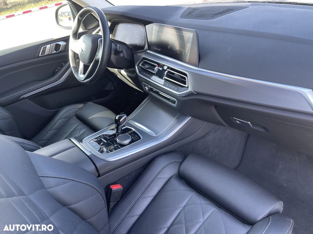 BMW X5 xDrive45e - 29