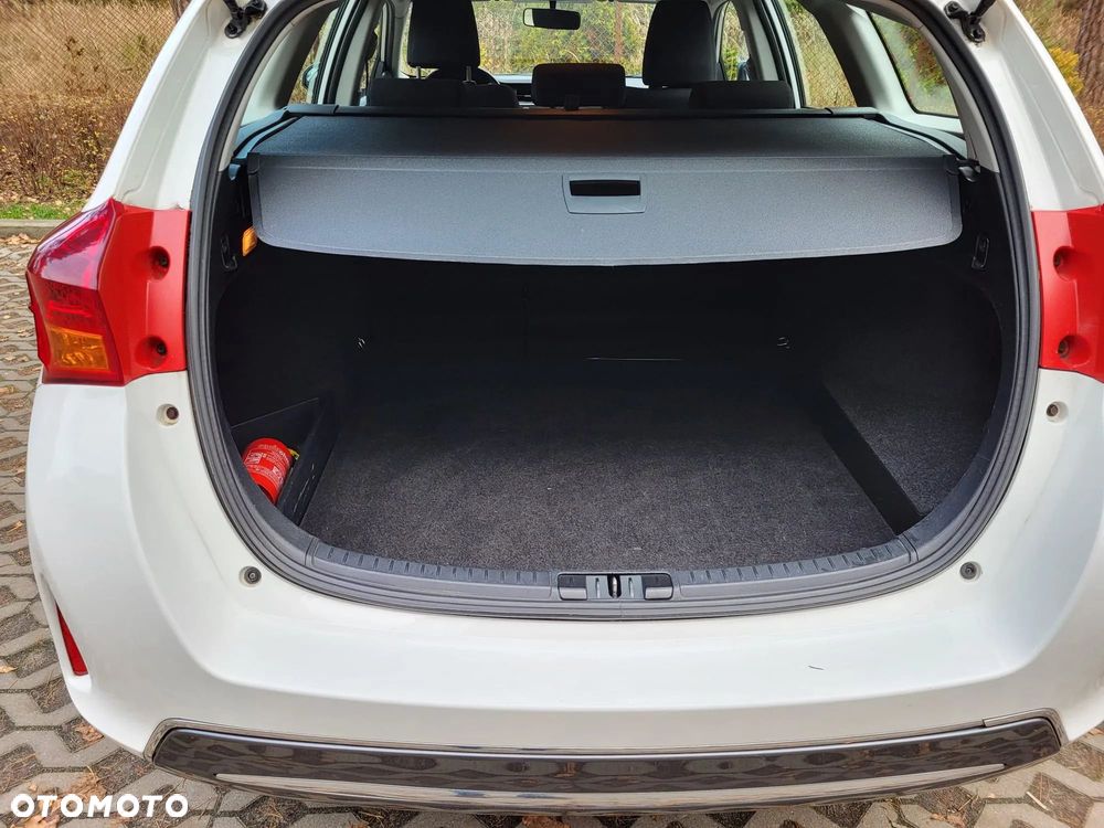 Toyota Auris - 3