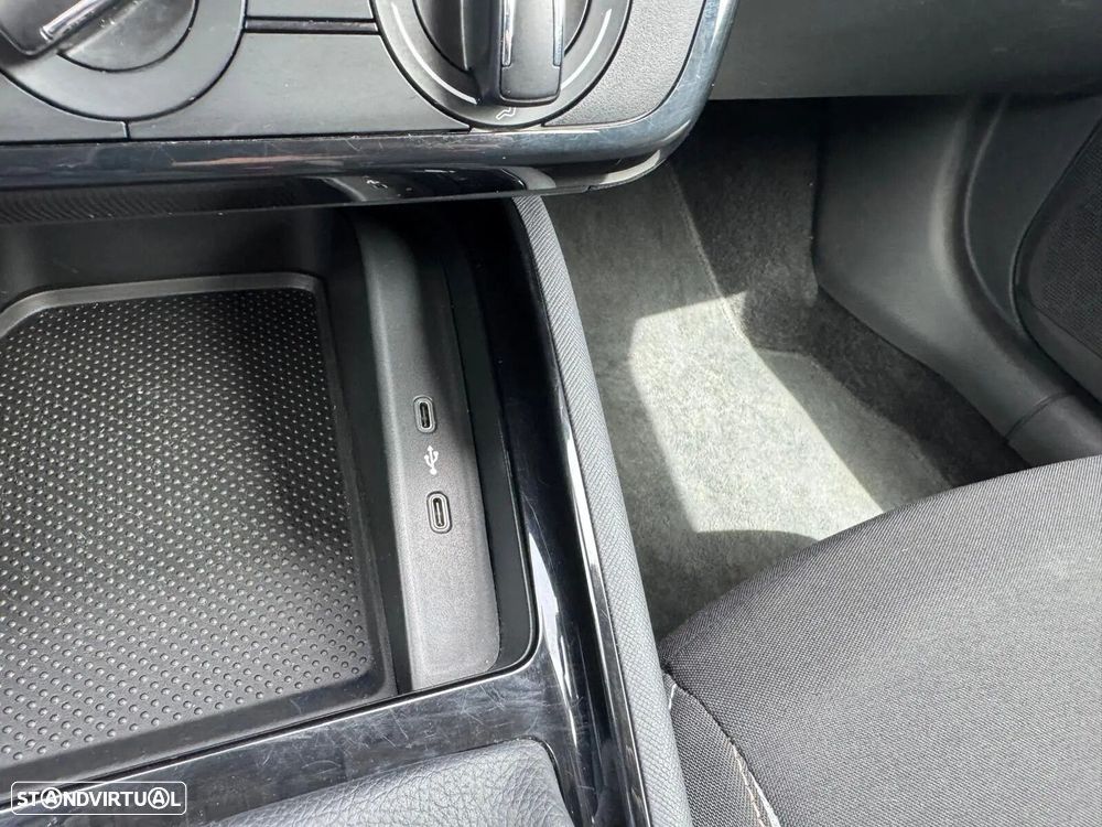 Skoda Kamiq 1.0 TSI Style DSG - 38