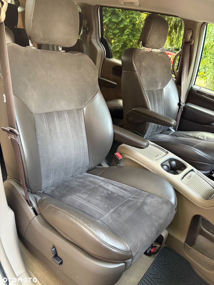 Lancia Voyager 3.6 Platinum - 27