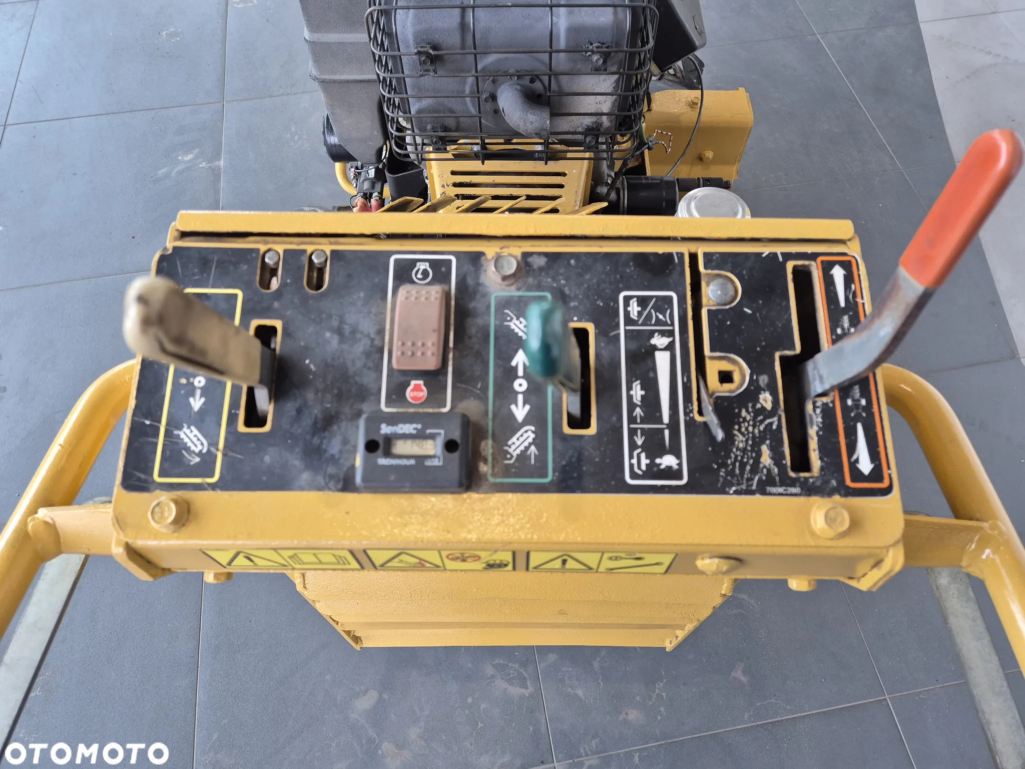 Vermeer RT 100 / PIŁA DO ROWÓW / MINI KOPARKA ŁANCUCHOWA / IDEALNY POD KABLE LUB RURY / SWIEZY SERWIS / NISKIE MTH! - 18