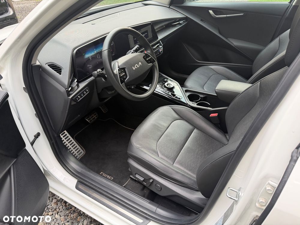 Kia Niro 1.6 GDI Hybrid Business Line - 17