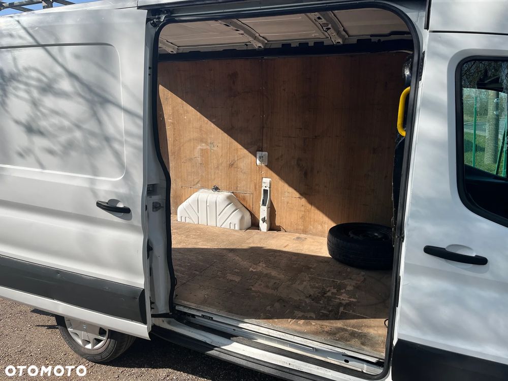Ford Transit - 14